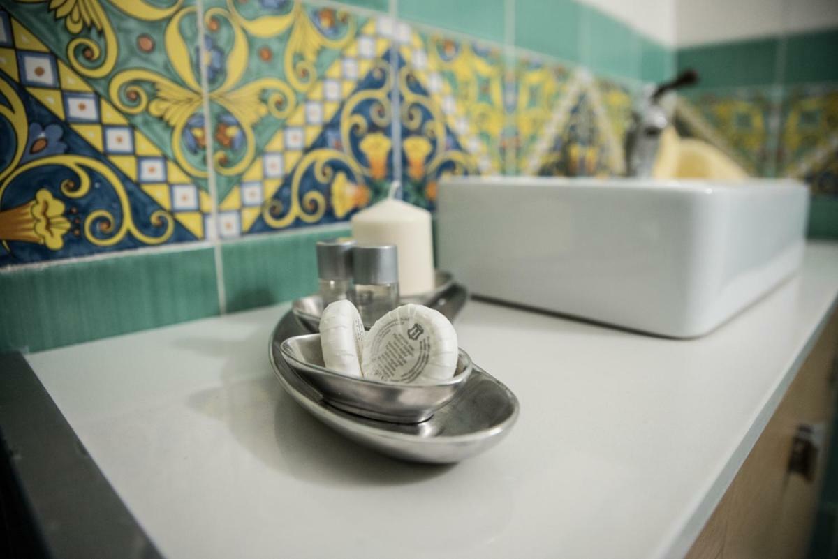 דירות ריפוסטו Terrazzo Siciliano מראה חיצוני תמונה